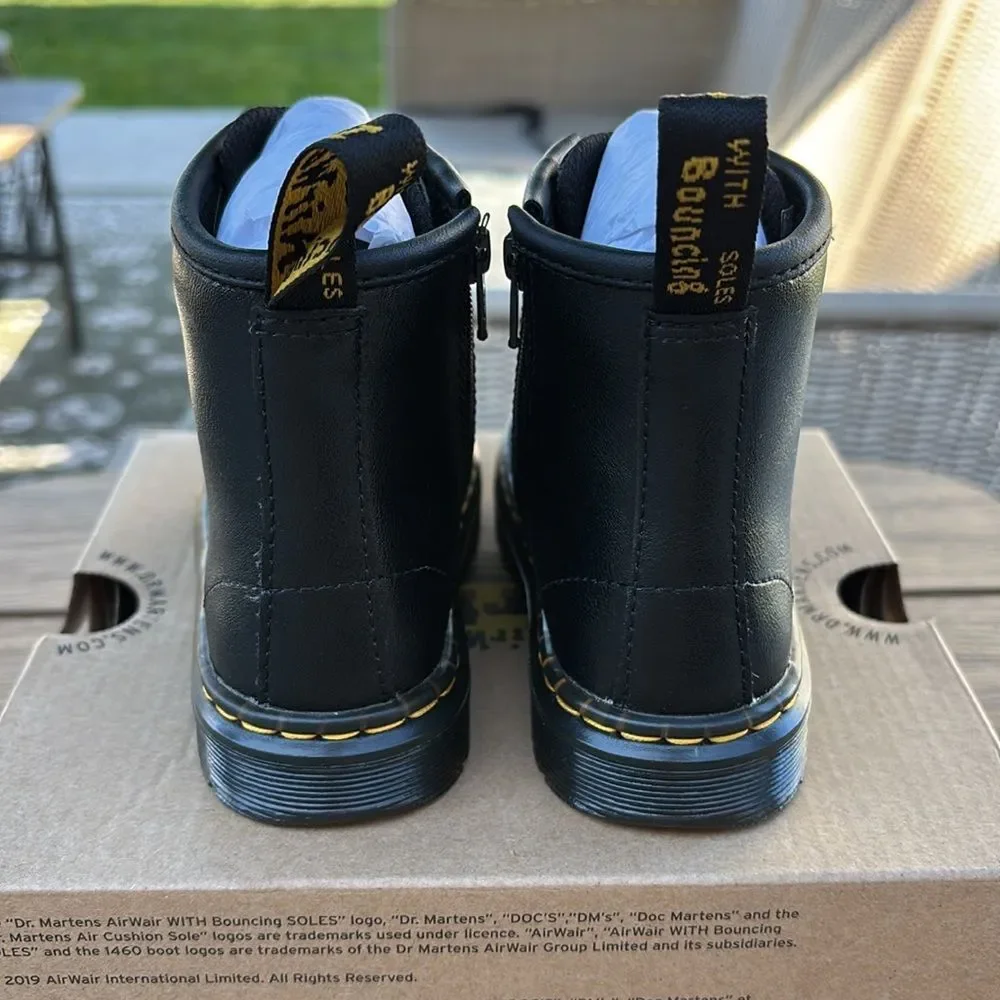 Dr. Martens Zavala Black Lace-Up combat Boots kids size US 9 new in box goth